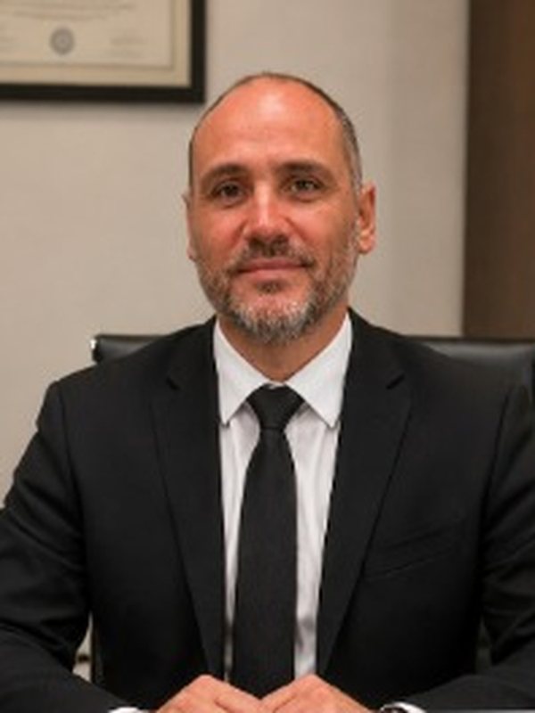 Dr. Sebastián Raúl Diehl — Abogado